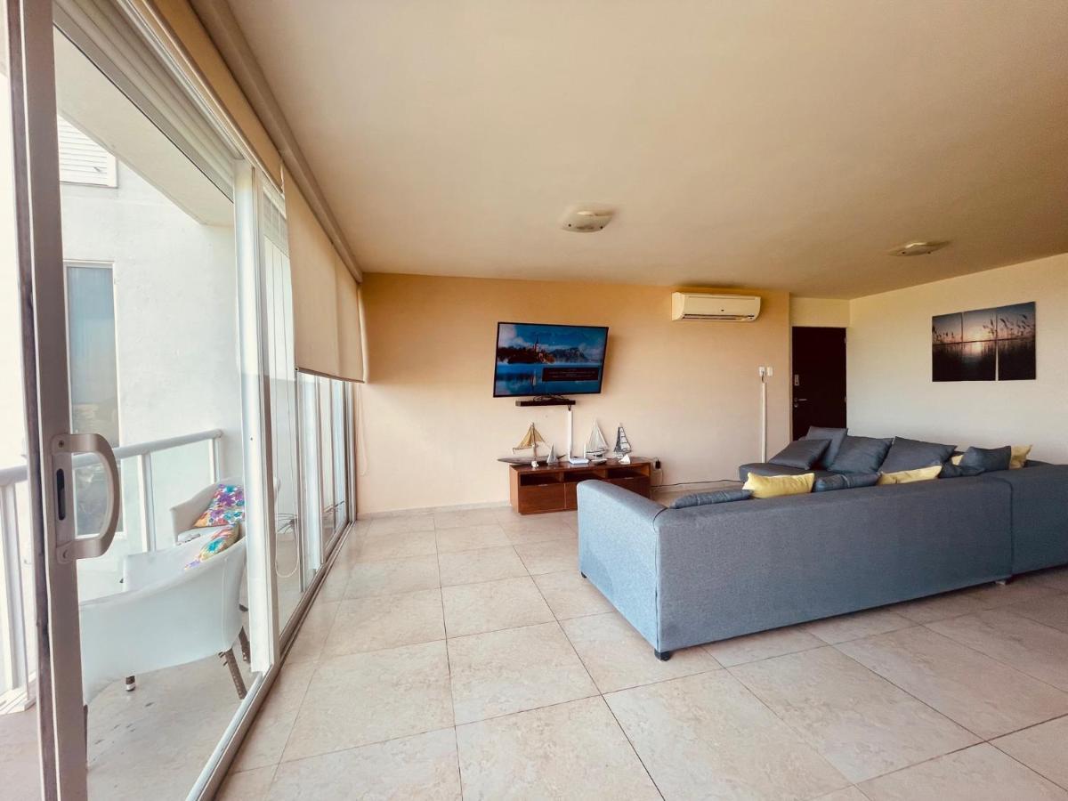 Punta Me Luxury Apartments Ocean View & Beach Front In Amara 칸쿤 외부 사진